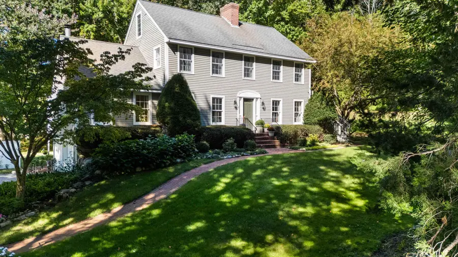 45 Corinthian Drive, Salem, NH 03079 - #3