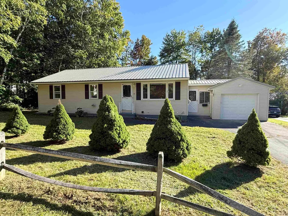 67 Lafayette Street, Laconia, NH 03246 - #1