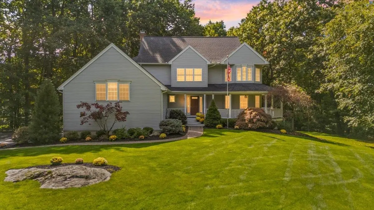 10 Kings Grant Drive, Atkinson, NH 03811 - #1