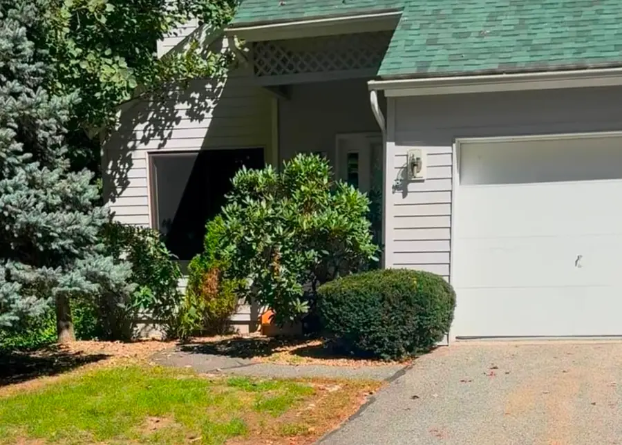 39 Aspen Drive, Atkinson, NH 03811 - #2