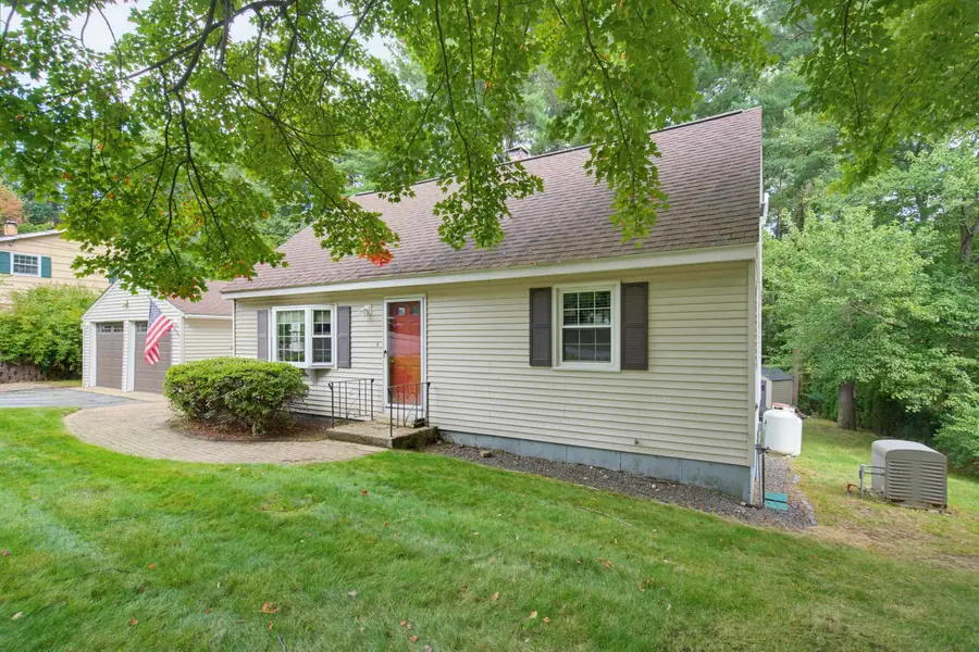 33 Belmont Drive, Merrimack, NH 03054 - #2
