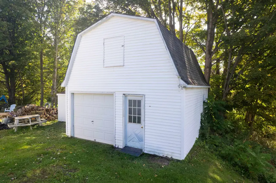 610 E Main Street, Poultney, VT 05764 - #3