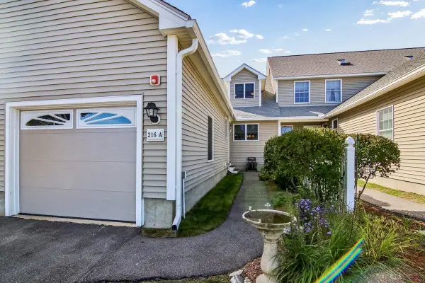 216 Kearsage Drive #A, Pembroke, NH 03275