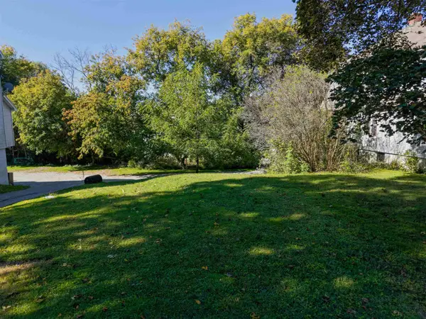 109 Grove Street, Rutland City, VT 05701