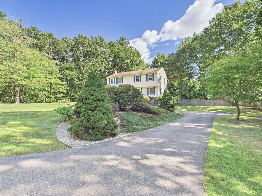 2 Opal Road, Derry, NH 03833-6220 - #2