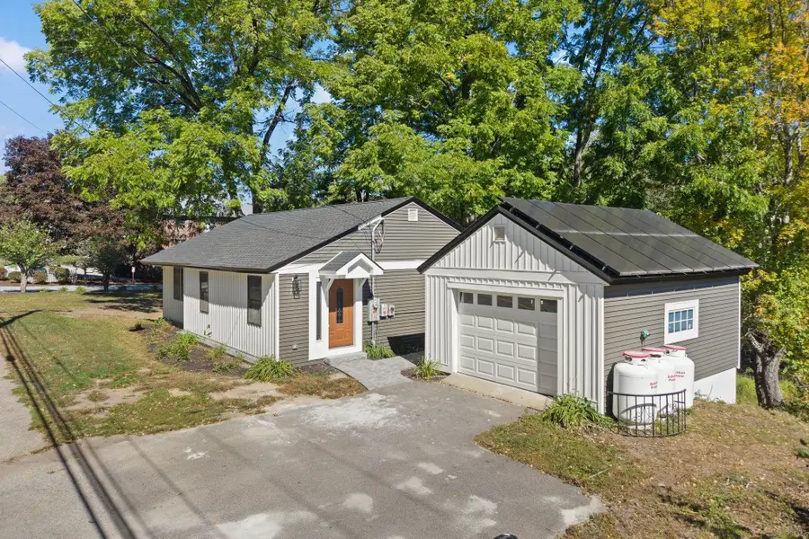 755 Mammoth Road, Manchester, NH 03104 - #2