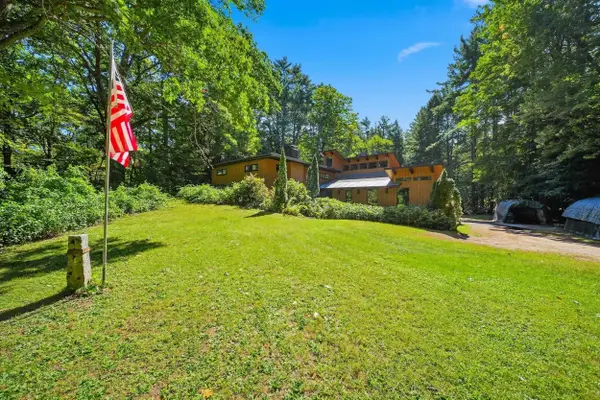 260 Hurricane Road, Keene, NH 03431