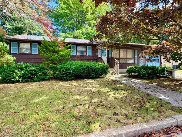 6 Alexander Drive, Manchester, NH 03109
