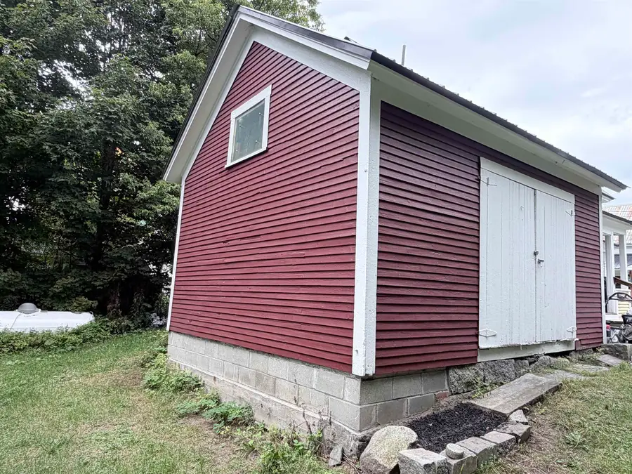 28 Dale Street, Hardwick, VT 05843 - #3
