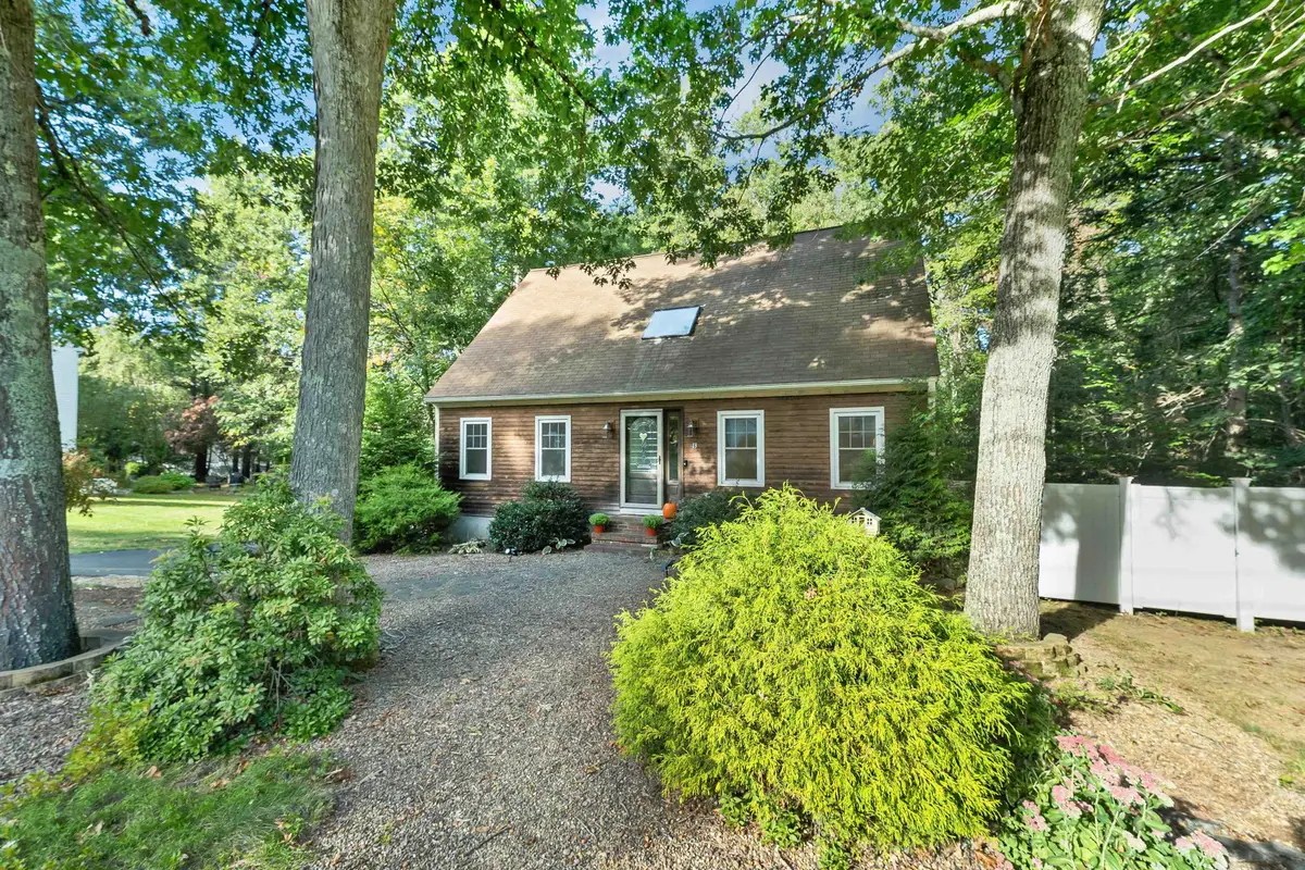 13 Durell Drive, Newmarket, NH 03857 - #1
