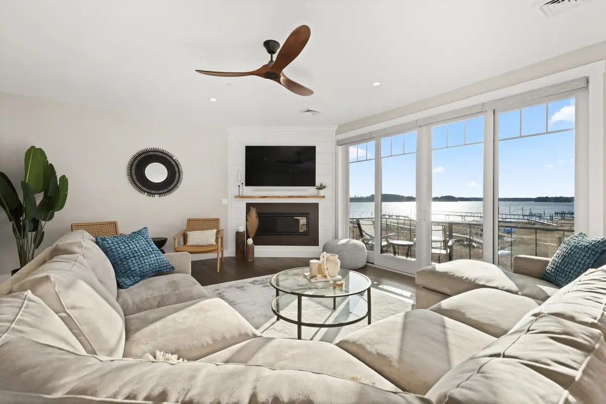 25 LITTLE BAY Drive, Dover, NH 03820 - #1