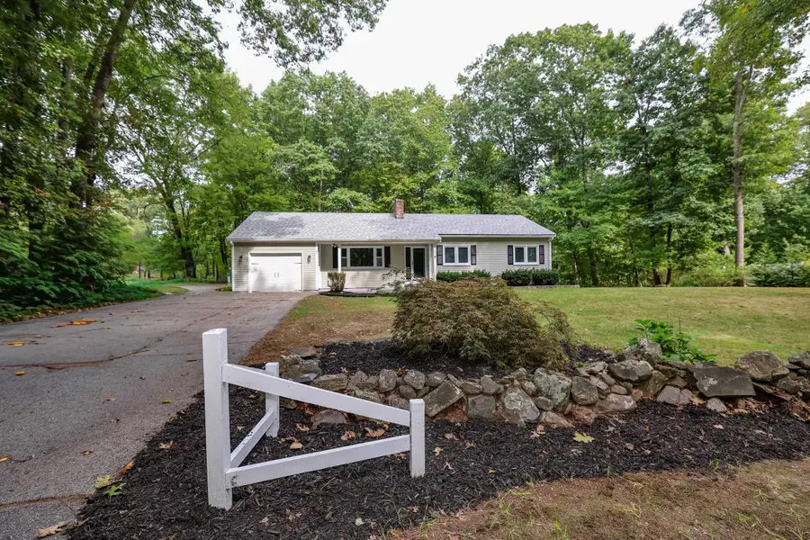 44 Shannon Road, Salem, NH 03079 - #3