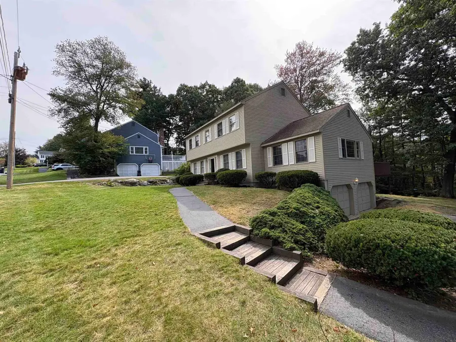 15 Topaz Drive, Nashua, NH 03062 - #2