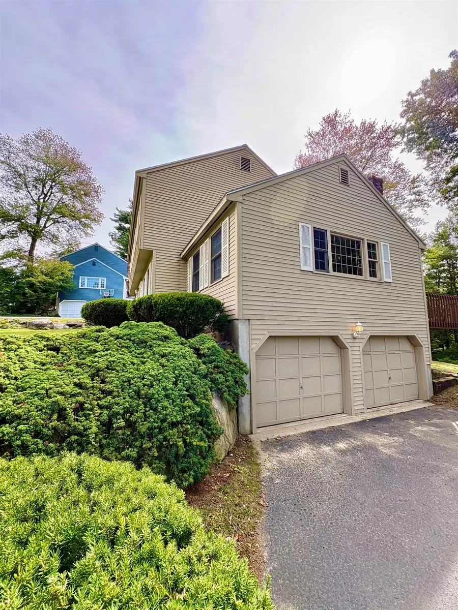 15 Topaz Drive, Nashua, NH 03062 - #3