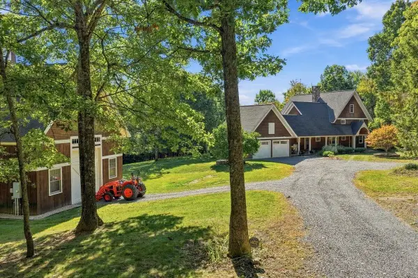 114 C L Lane, Swanzey, NH 03446