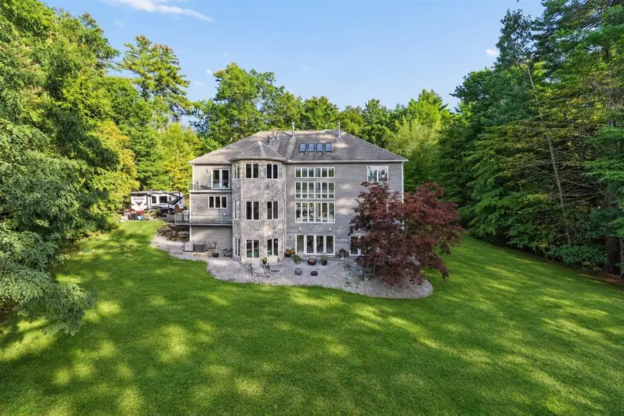 24 Jackson Square, Bedford, NH 03110 - #3