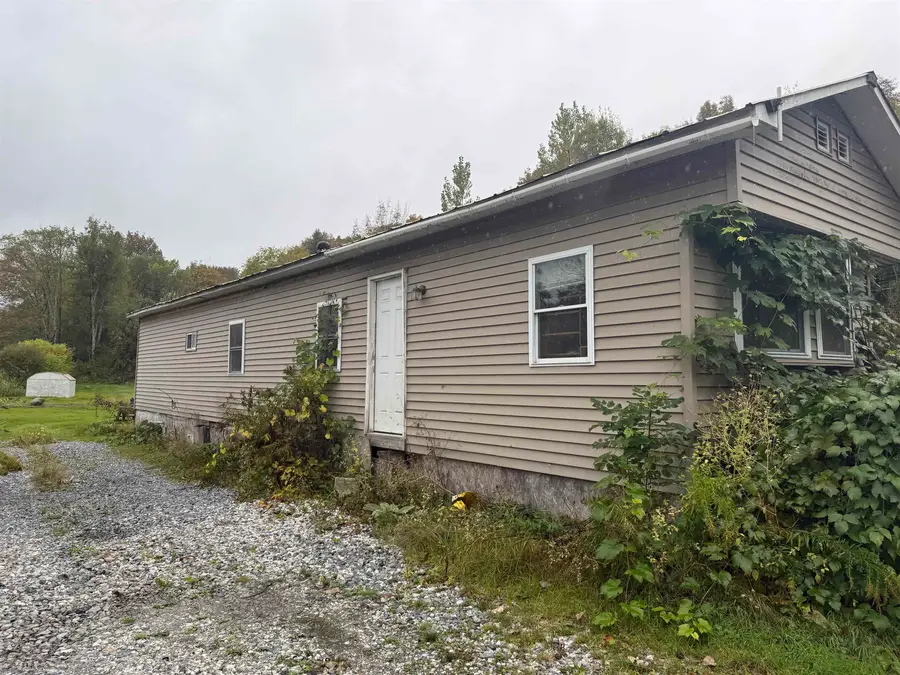 1023 Clarendon Avenue, West Rutland, VT 05777 - #3