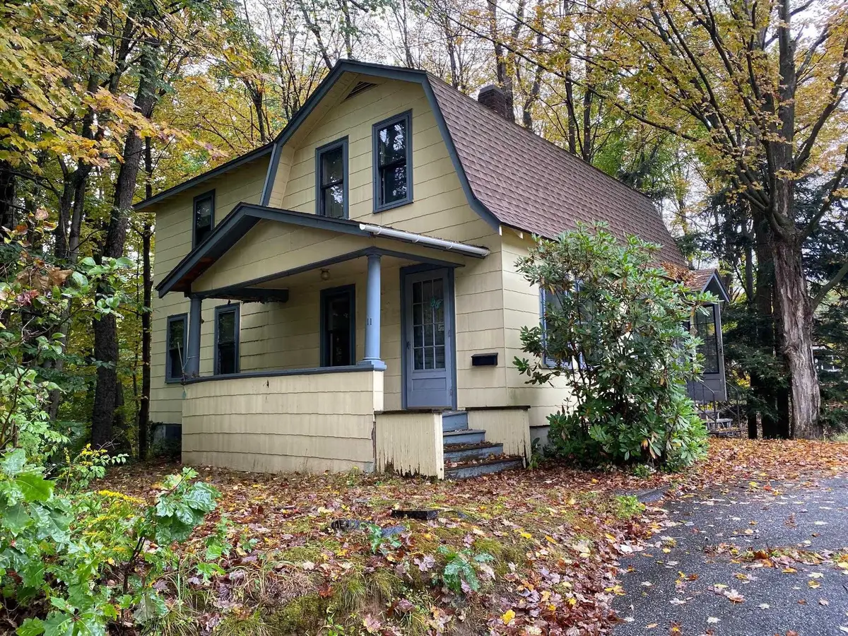 11 Bridge Street, Springfield, VT 05156 - #1