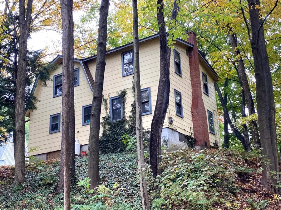 11 Bridge Street, Springfield, VT 05156 - #2