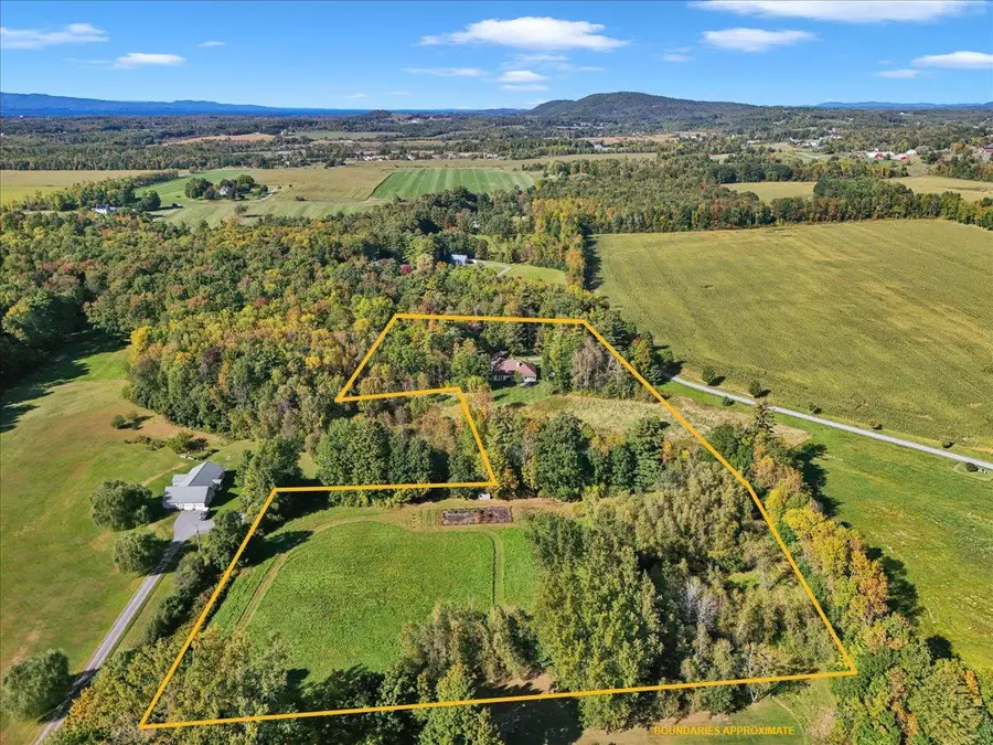 185 Dirt Drive, North Ferrisburgh, VT 05473 - #2