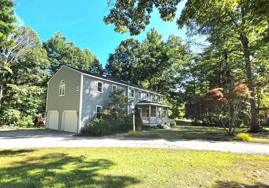 1 Jessica Lane, Derry, NH 03038 - #2