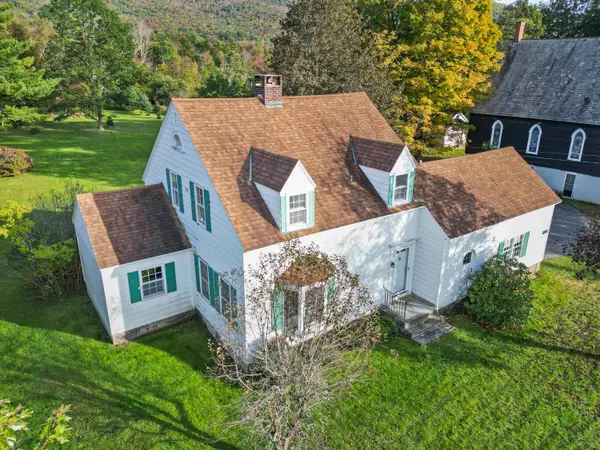 1112 Main Road, Stamford, VT 05352