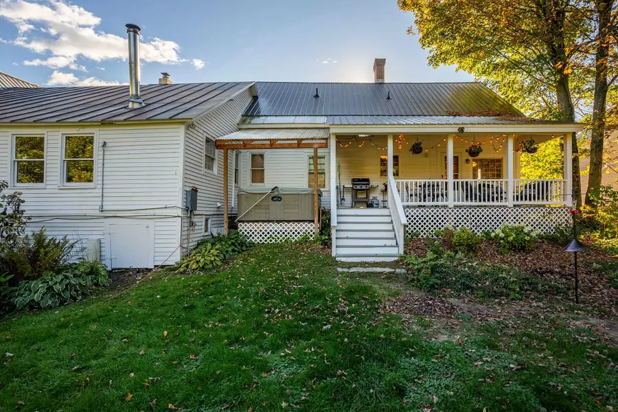 215 Main Street, South Londonderry, VT 05155 - #3