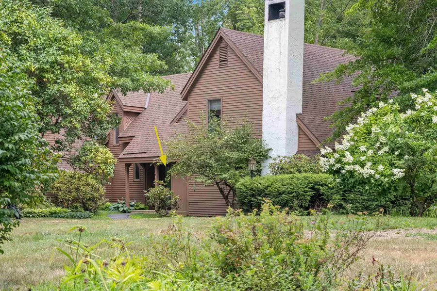 807 Murphy's Road #B, Hartford, VT 05059 - #2
