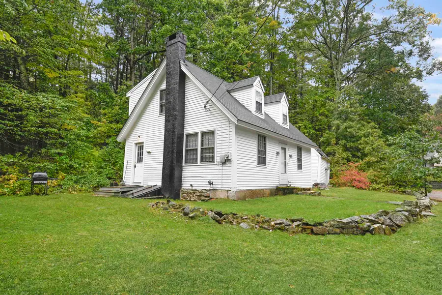18 School House Road, Sandown, NH 03873 - #3