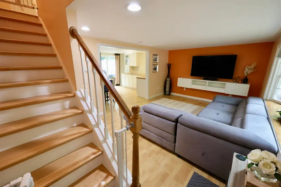 19A Deerwood Drive, Amherst, NH 03031 - #3