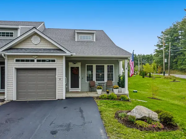 2 Chesterfield Lane, Londonderry, NH 03053