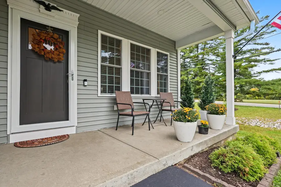 2 Chesterfield Lane, Londonderry, NH 03053 - #3