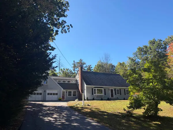14 Pinewood Drive, Amherst, NH 03031