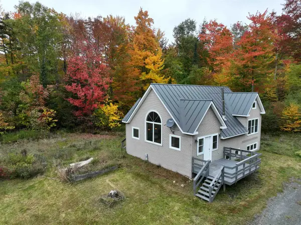 1634 Flint Road, Williamstown, VT 05679
