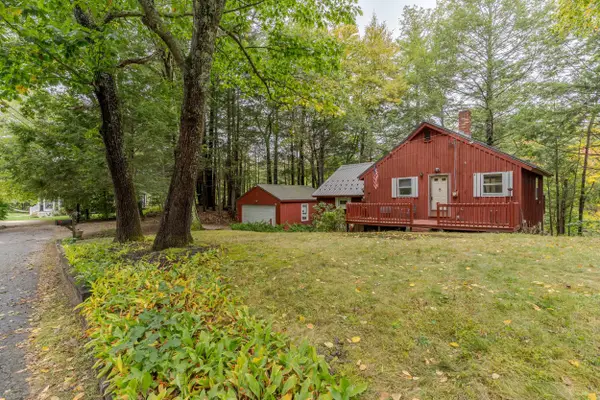 95 Riverside Drive, Fremont, NH 03044-3546
