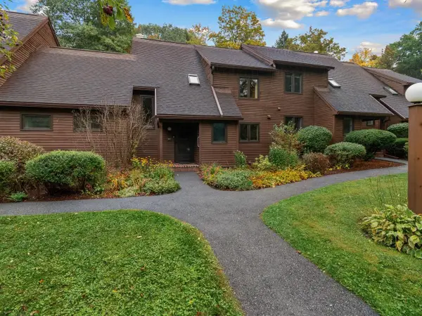 315 Acorn Lane, Shelburne, VT 05482