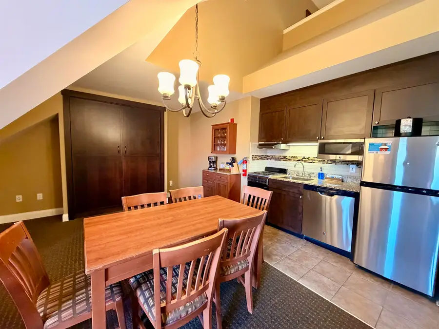 328, Qtr 3 89 Grand Summit Way, Dover, VT 05356 - #2