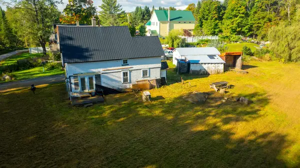 38 Flat Street, Woodbury, VT 05681