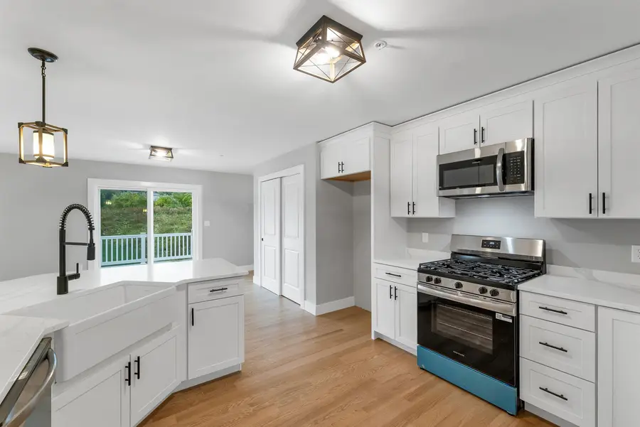 11 Robin Way #2, Chester, NH 03036 - #3