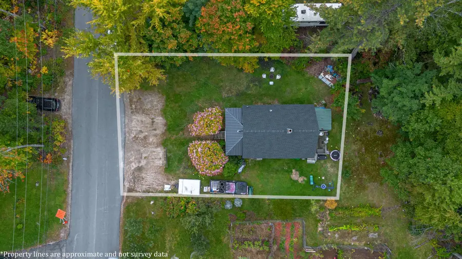 29 Huckins Street, Center Ossipee, NH 03814 - #2