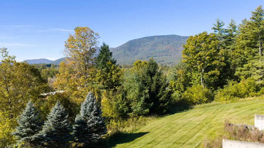 284 Elm Street #A&B, Manchester Center, VT 05255 - #3