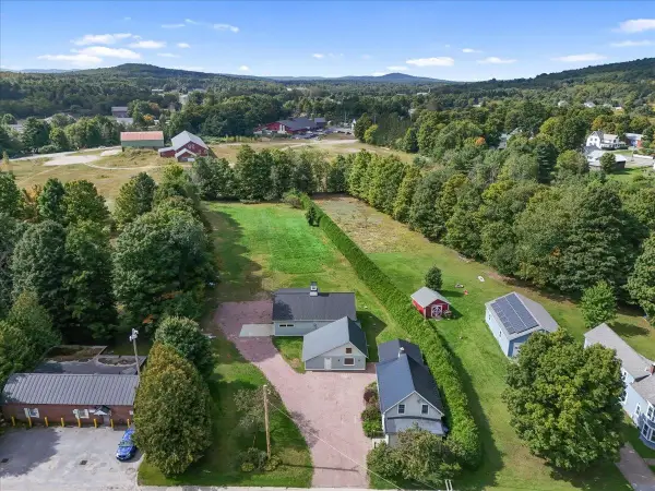 22 Park Street, Jericho, VT 05489