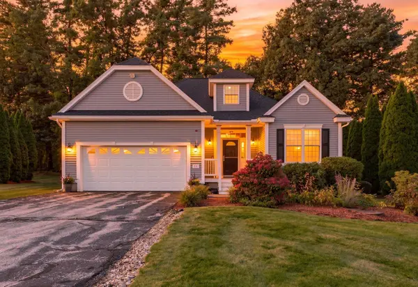 43 Sawgrass Circle, Londonderry, NH 03053