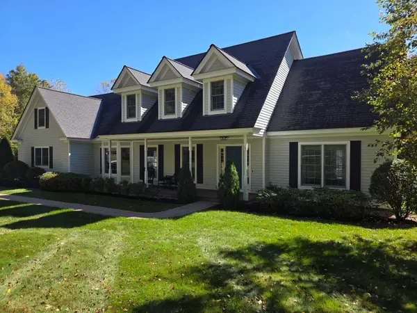 448 Village Glen, Manchester, VT 05254