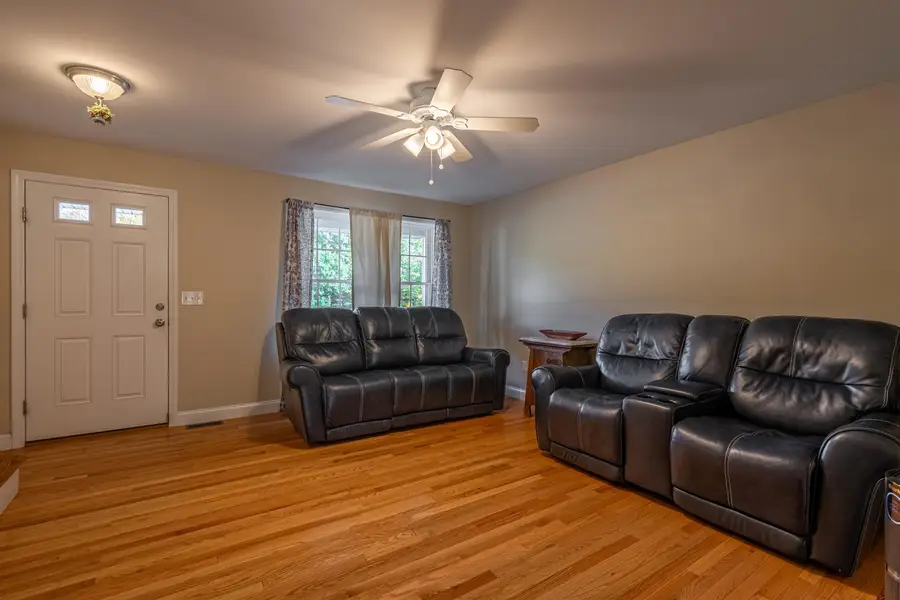 5 Kinsley Drive, Newton, NH 03858 - #3