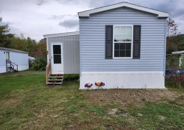 41 Riverside Drive, Campton, NH 03223