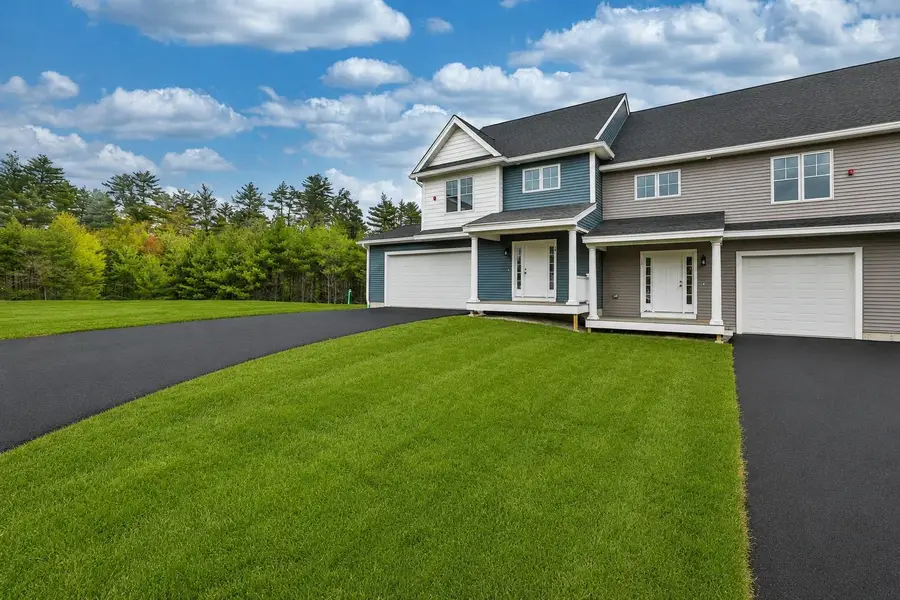 64 Crestview Way, Raymond, NH 03077 - #3