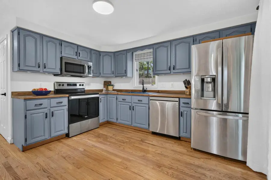 141 Eastwind Drive, Manchester, NH 03104 - #3
