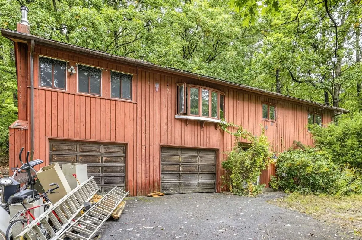 28 Beechwood Road, Hudson, NH 03051 - #1