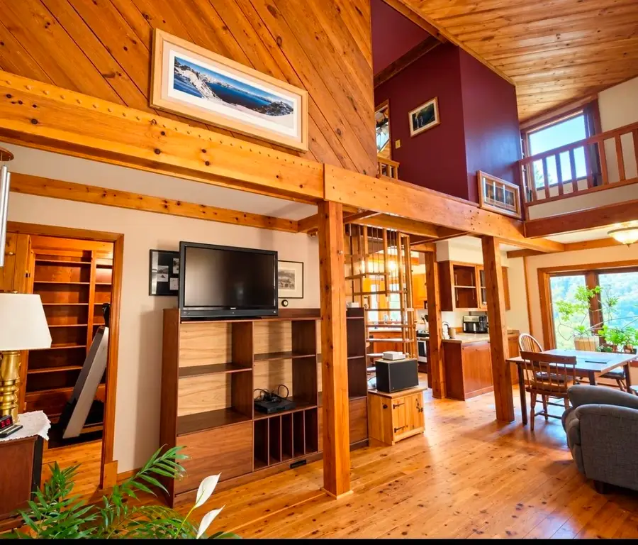 2090 Huntington Road, Richmond, VT 05477 - #2